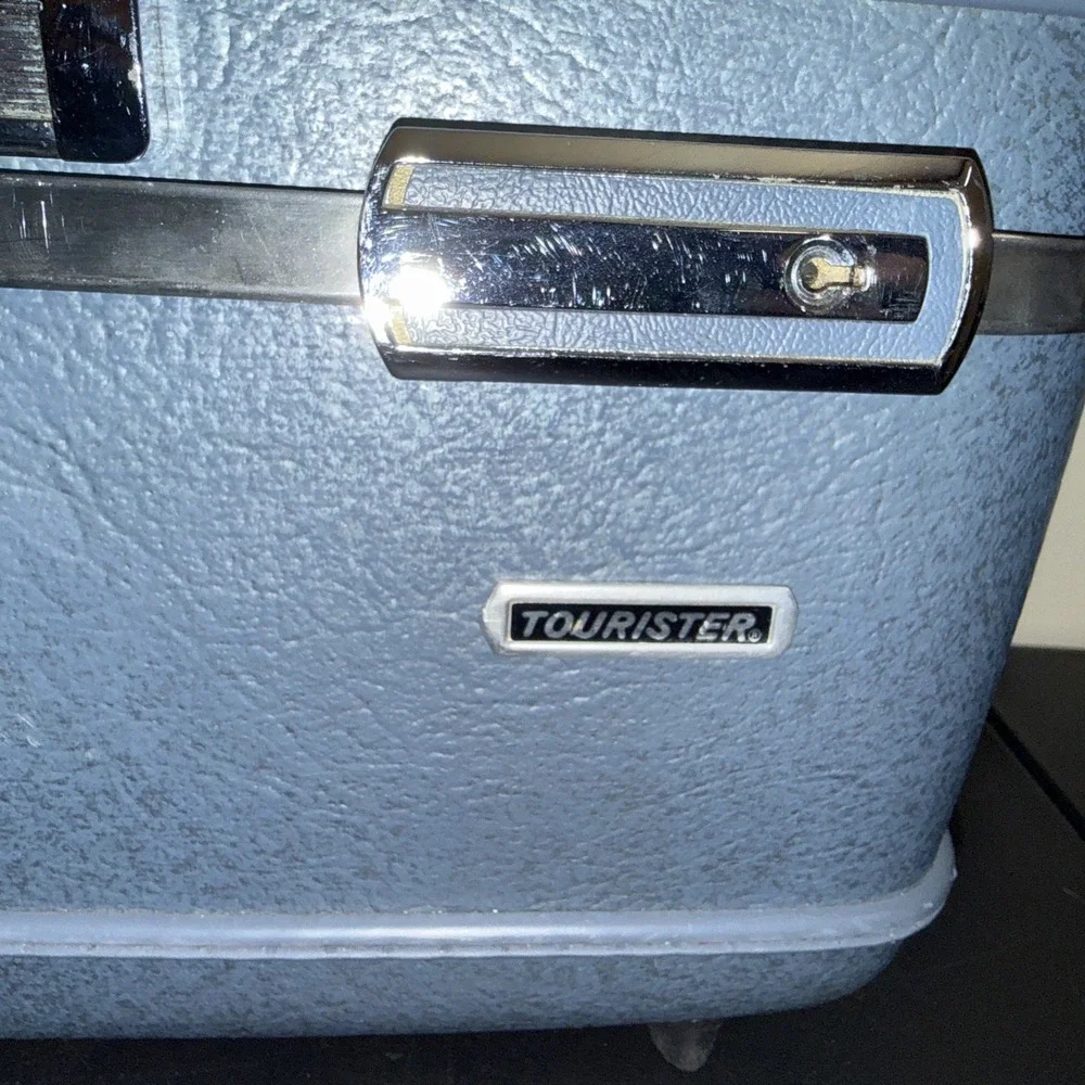 Vintage American Tourister Make Up Train Case Carry On Luggage Posable Mirror